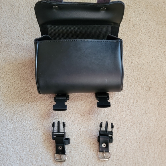 RARE Vintage Genuine Leather Silver Studded Motorcylce Quick Release Storage Bag - Picture 10 of 17